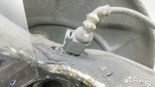 Ступица передняя левая volkswagen passat B6 (BDN18