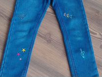 Утеплённые джинсы на девочку 122р