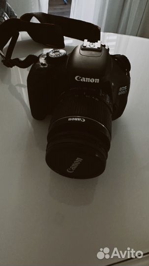 Canon EOS 600D Kit EF-S 18-55mm