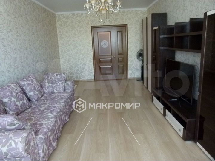 1-к. квартира, 52 м², 8/16 эт.