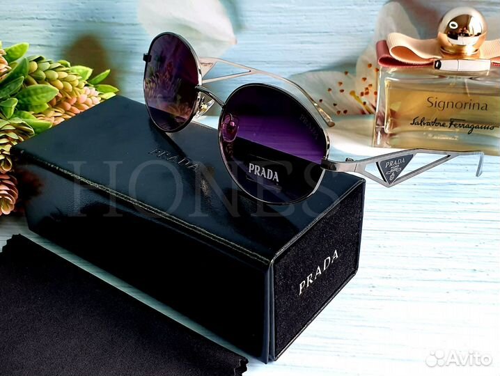 Солнцезащитные очки женские Prada новые с чехлом