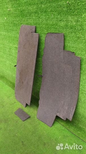 Обшивка багажника Nissan Presage Rider универсал