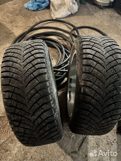 Michelin X-ice north 4 Run Flat 225/50R17