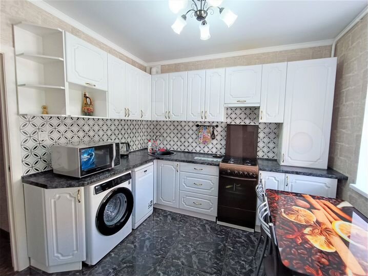 1-к. квартира, 40 м², 1/5 эт.