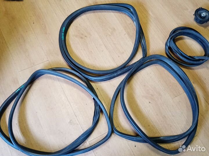 Уплотнители дверного проёма Нива шевроле