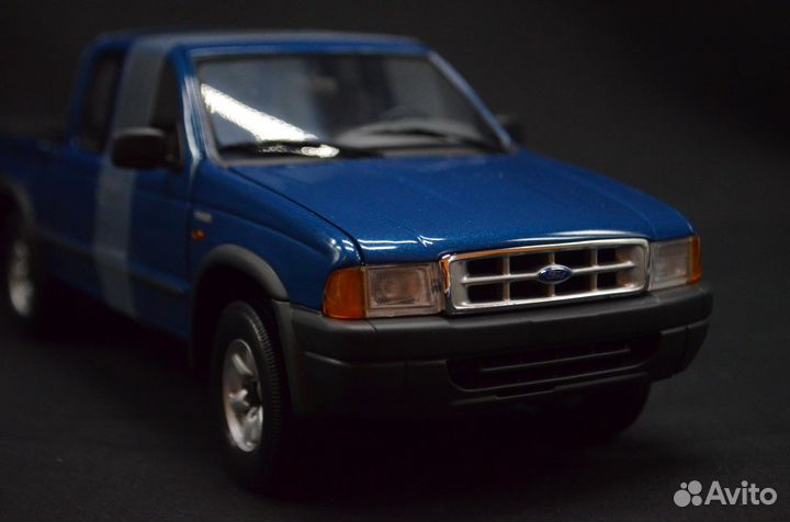 1/18, Ford Ranger 2000, Action (дилерская)