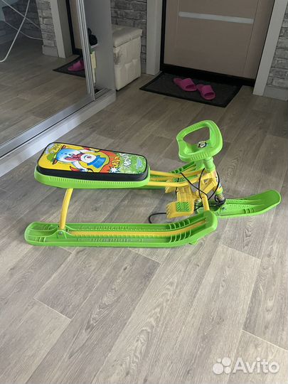 Детский снегокат