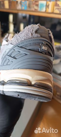 Кроссовки NEW balance1906DA 