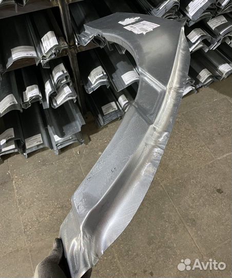 Арка правая Mercedes W203 2000-2008 (Klokkerholm)