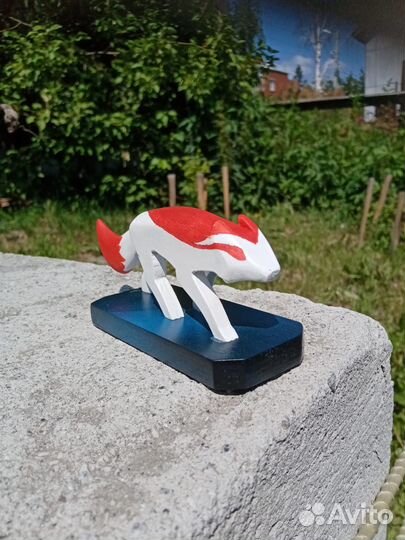 Фигурка лисы