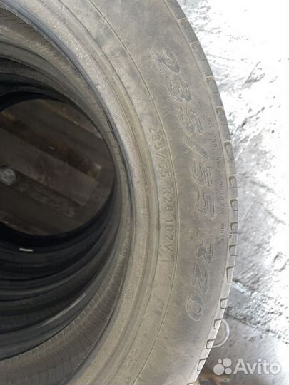 Pirelli Carrier 235/55 R20