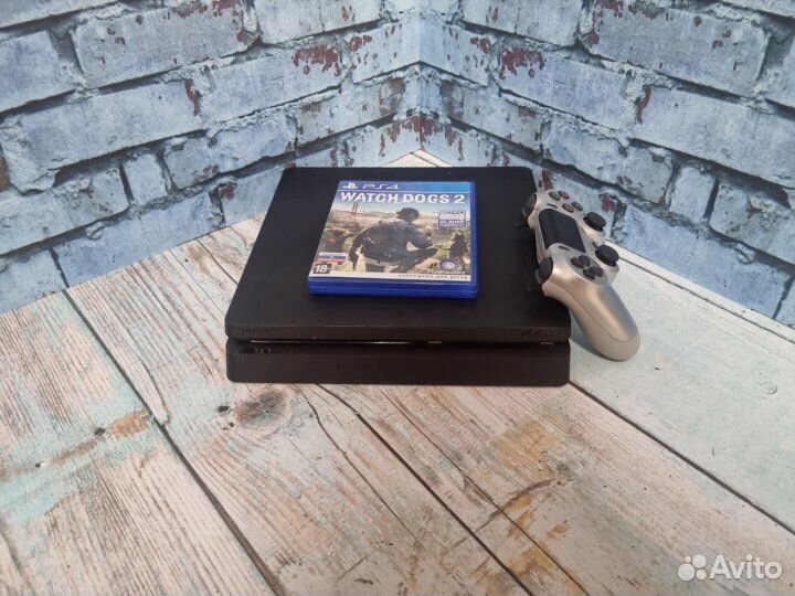 Sony ps4 slim