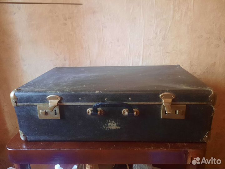 Чемоданы времен СССР