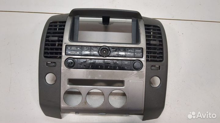 Панель управления магнитолой Nissan Navara, 2005