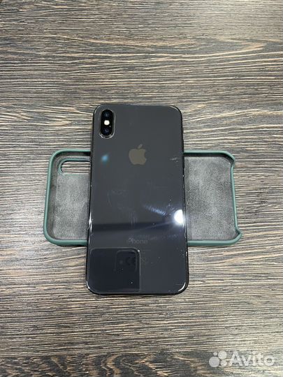 Apple iPhone X на 64 гб