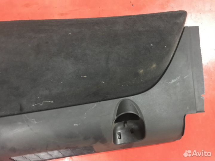 Обшивка багажника Audi Q7 (4L) 2005 - 2009