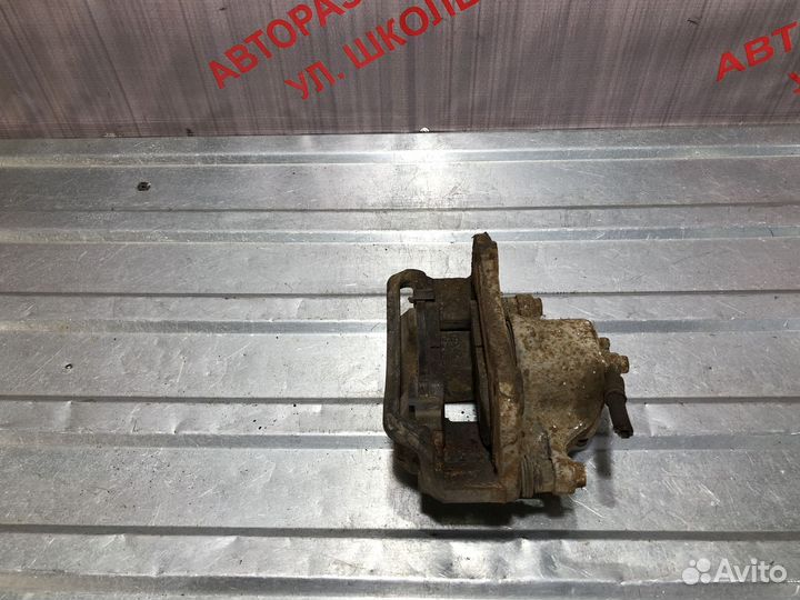 Суппорта тормозные передние Киа Маджентис 2