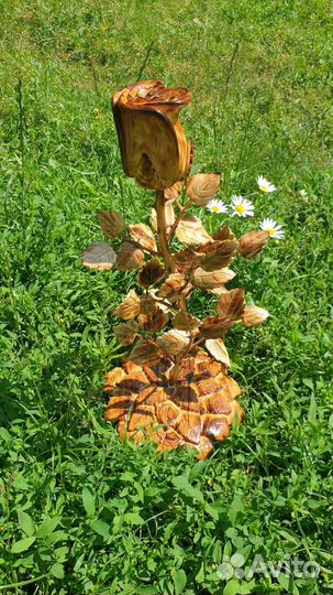 Роза из дерева