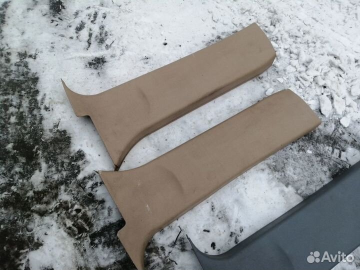 Обшивка центральной стойки низ BMW X5 e53