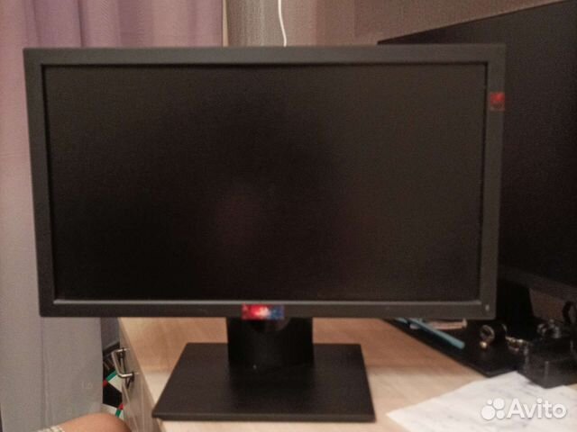 Монитор dell 19