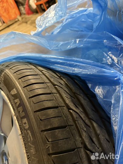 Оригинальные колеса R17 BMW на летней резине