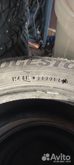 Bridgestone Blizzak Spike-02 205/55 R16 91