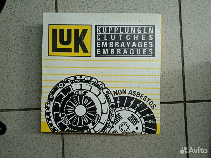 Диск сцепления BMW E34 номер 323024810