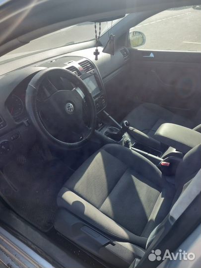 Volkswagen Golf 1.6 МТ, 2008, 275 000 км