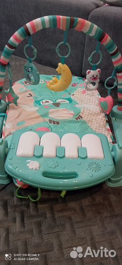 Развивающий коврик с пианино