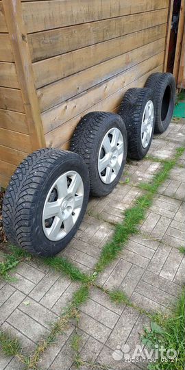 Nordman Nordman 4 215/65 R16 102