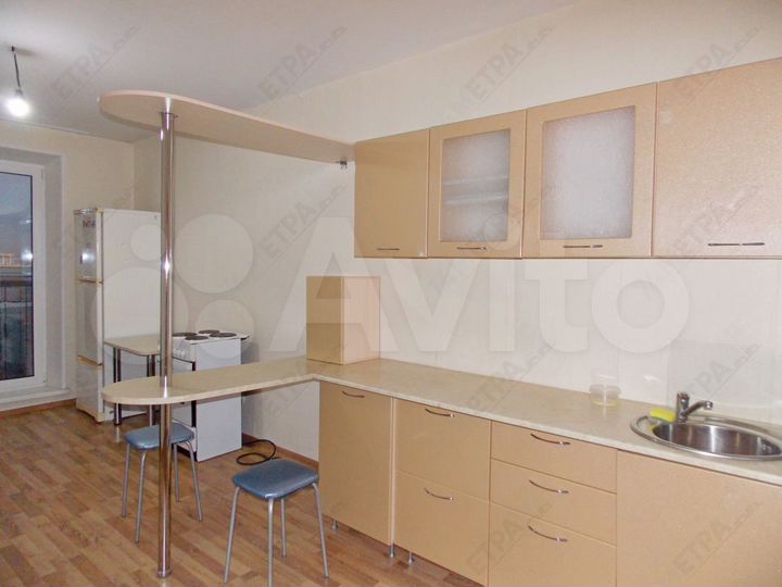 2-к. квартира, 44 м², 14/18 эт.