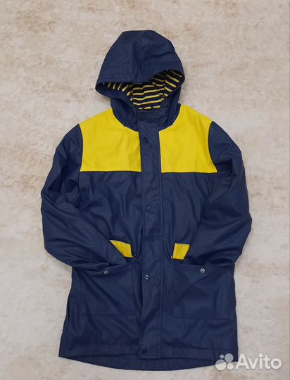 Куртка,ветровка,плащ,дождевик 134-140