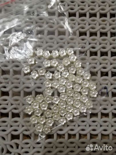 Цветок пришивной