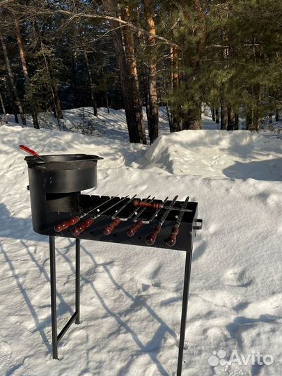 Мангал с подказанником