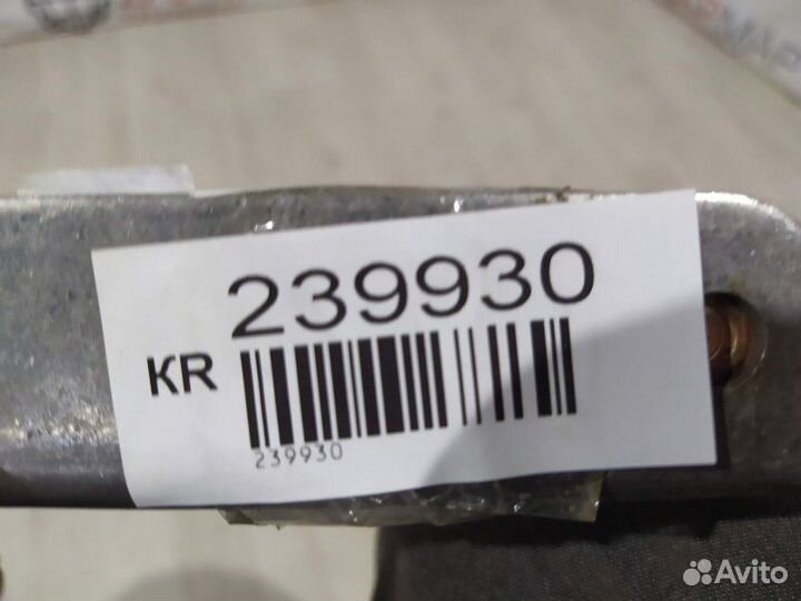 Кронштейн глушителя Volkswagen Touareg NF 2010