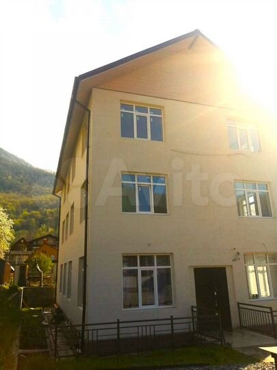 Гостиница, 400 м²