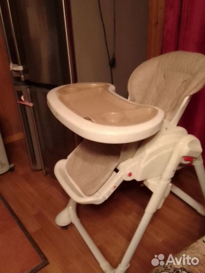 Стул для кормления