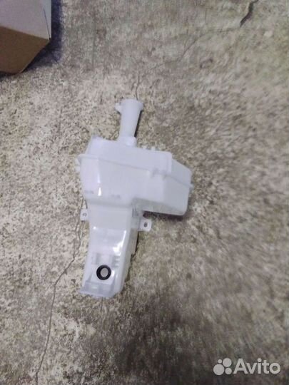 Бачок омывателя solaris 10-20 год