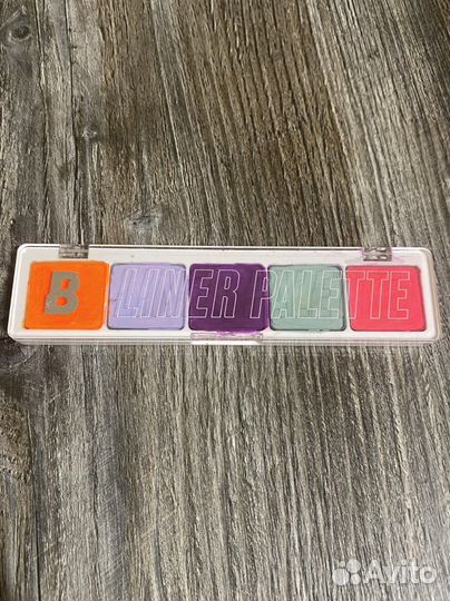 Beauty Bay палетка лайнеров