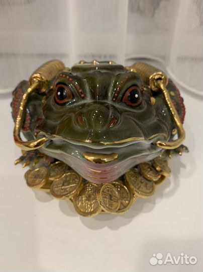 Сувениры, копилки, статуэтки