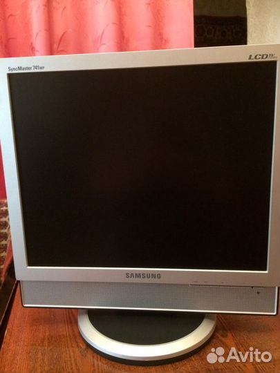 ЖК-монитор Samsung