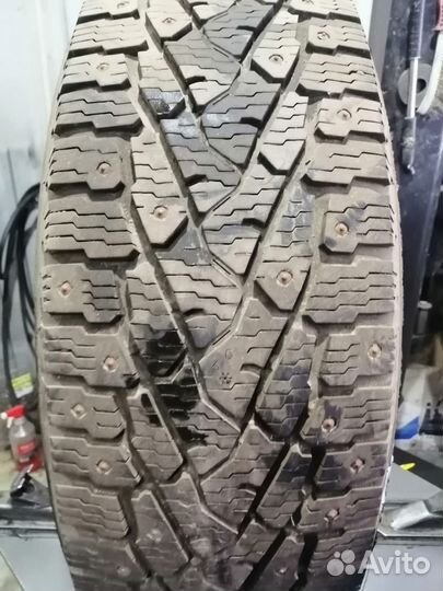 Nokian Tyres Hakkapeliitta C3 215/65 R16C