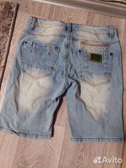 Джинсовые шорты