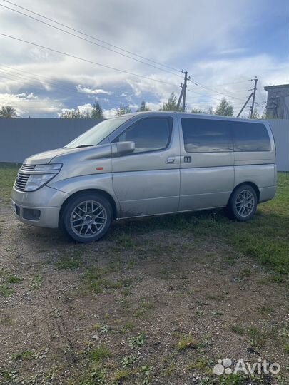 Nissan Elgrand 3.5 AT, 2002, 246 000 км