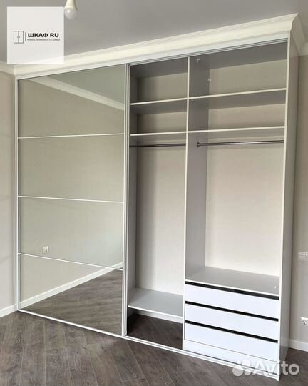 Шкаф стильный