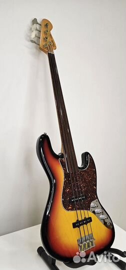 Бас гитара безлад Fender Jazz Bass Type JB62-FL