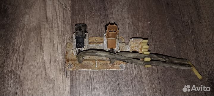 Клапан электромагнитный Mazda 3 5 6