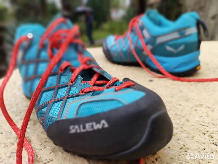 Кроссовки Salewa. 40 размер