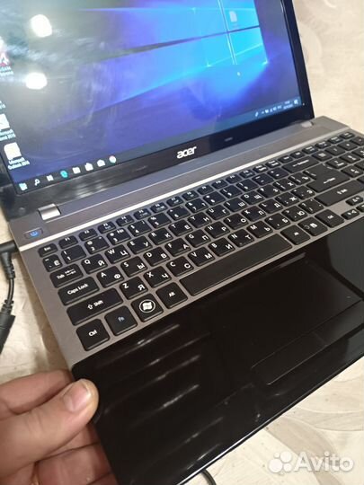 Продаю ноутбук Acer на i7