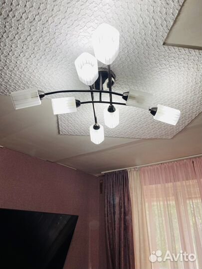 Люстра потолочная бу